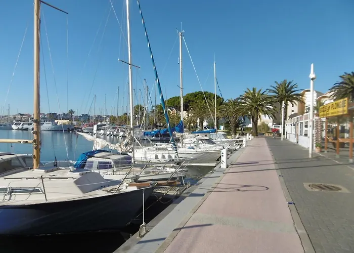 Spacieux A - Parking - Vue Port - Proche - Fr-1-796-29 * Груиссан