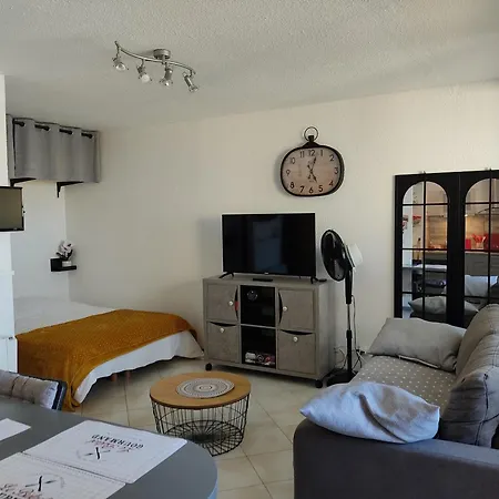 Spacieux A - Parking - Vue Port - Proche - Fr-1-796-29 Apartment Gruissan