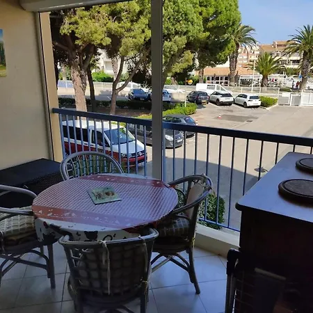 דירה Spacieux A - Parking - Vue Port - Proche - Fr-1-796-29 *